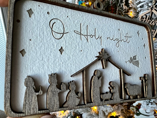 “O Holy night” nativity scene ornament